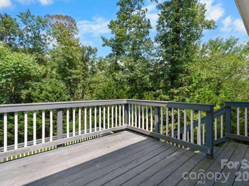 4400 Willowood Drive, Morganton, NC 28655.  MLS# CAR4409635, YatesRealty ID 41778. 