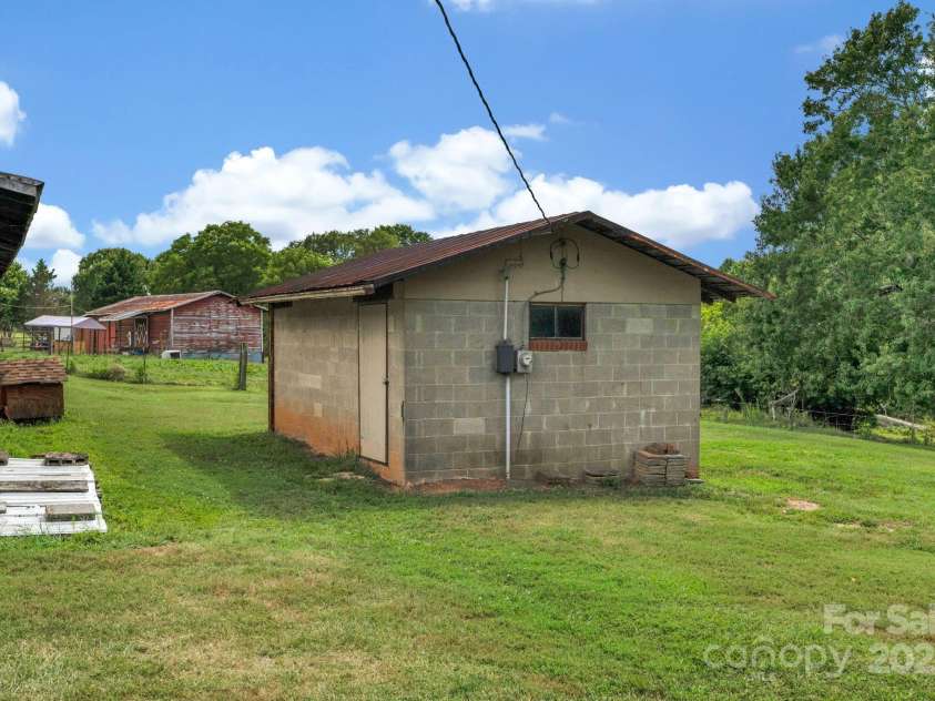 2036 Biggers Lake Road, Shelby, NC 28152.  MLS# CAR4273982, YatesRealty ID 4178. Exterior of building wired for welding
