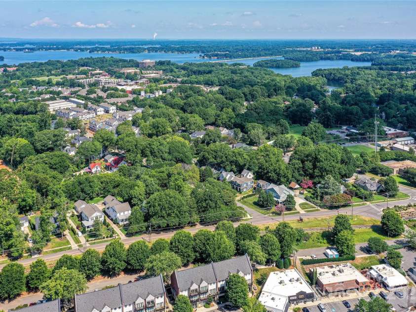 504 Potts Street, Davidson, NC 28036.  MLS# CAR4274445, YatesRealty ID 4178. 