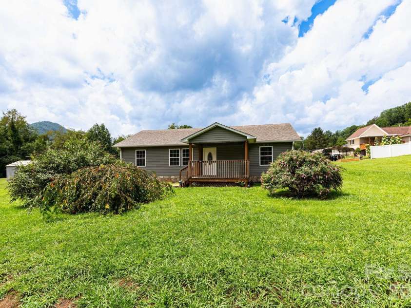 40 Eddie Drive, Old Fort, NC 28762.  MLS# CAR4409389, YatesRealty ID 41780. Front of Home