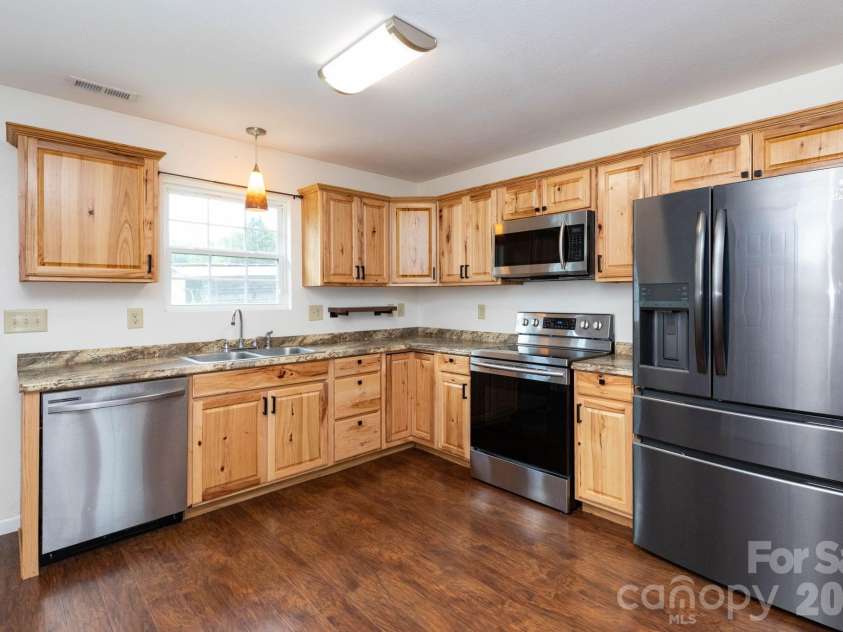 40 Eddie Drive, Old Fort, NC 28762.  MLS# CAR4409389, YatesRealty ID 41780. Kitchen