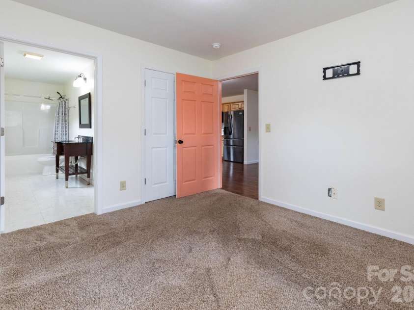 40 Eddie Drive, Old Fort, NC 28762.  MLS# CAR4409389, YatesRealty ID 41780. Primary Bedroom