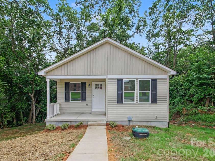 155 Corban Avenue, Concord, NC 28025.  MLS# CAR4405826, YatesRealty ID 41785. 155 Corban Ave SW