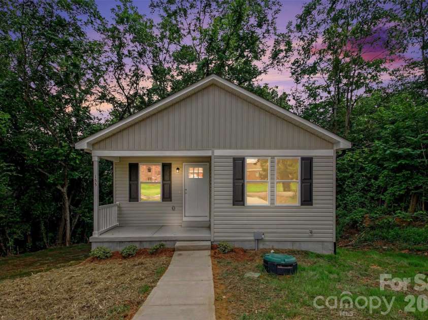 155 Corban Avenue, Concord, NC 28025.  MLS# CAR4405826, YatesRealty ID 41785. Welcome Home!