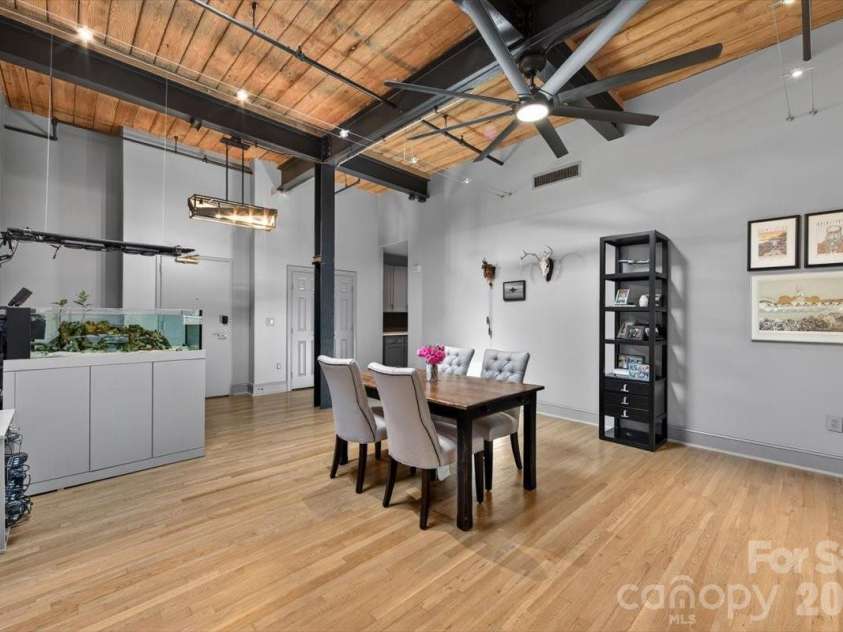 310 Arlington Avenue, Charlotte, NC 28203.  MLS# CAR4411977, YatesRealty ID 41789. 