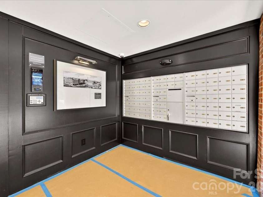 310 Arlington Avenue, Charlotte, NC 28203.  MLS# CAR4411977, YatesRealty ID 41789. 