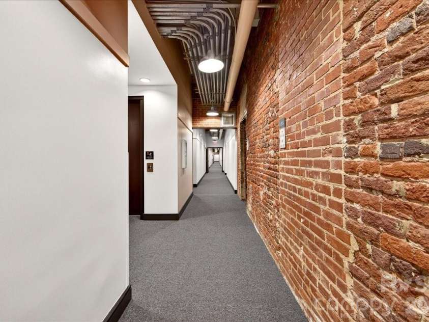 310 Arlington Avenue, Charlotte, NC 28203.  MLS# CAR4411977, YatesRealty ID 41789. 