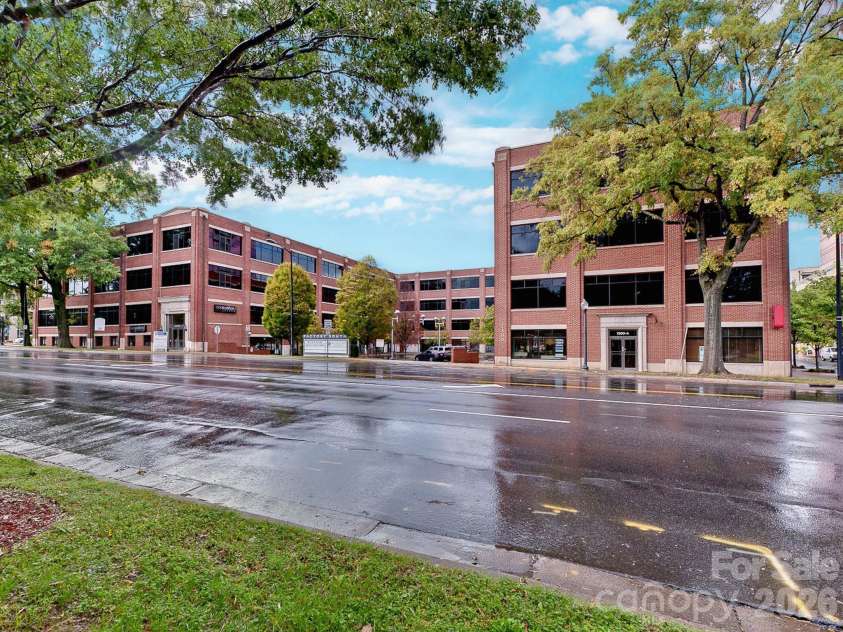 310 Arlington Avenue, Charlotte, NC 28203.  MLS# CAR4428320, YatesRealty ID 41789. 