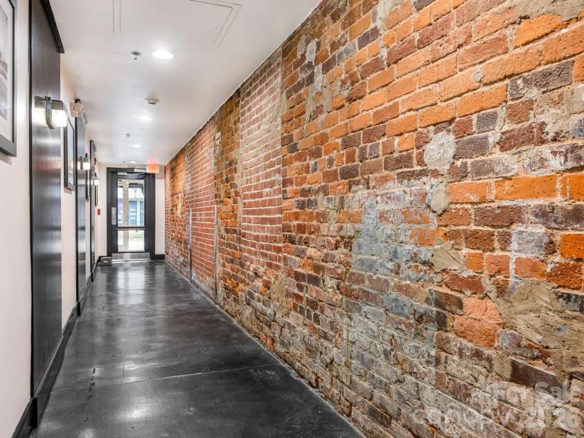 310 Arlington Avenue, Charlotte, NC 28203.  MLS# CAR4428320, YatesRealty ID 41789. 
