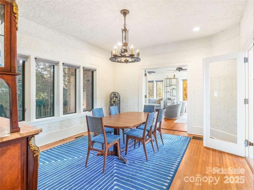 26 Sheridan Road, Asheville, NC 28803.  MLS# CAR4313661, YatesRealty ID 4179. 