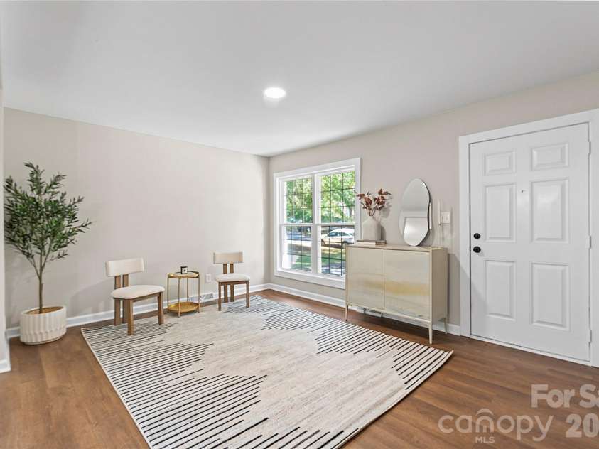 5316 Rupert Lane, Charlotte, NC 28215.  MLS# CAR4412155, YatesRealty ID 41790. 