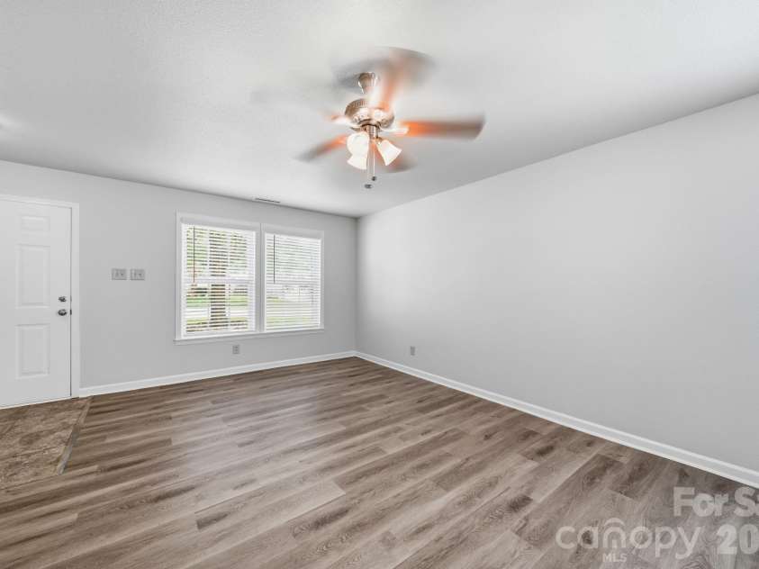 1602 Matthew Allen Circle, Kannapolis, NC 28081.  MLS# CAR4411089, YatesRealty ID 41795. 