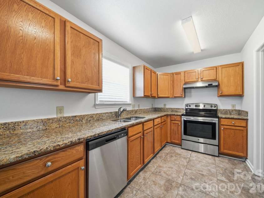1602 Matthew Allen Circle, Kannapolis, NC 28081.  MLS# CAR4411089, YatesRealty ID 41795. 