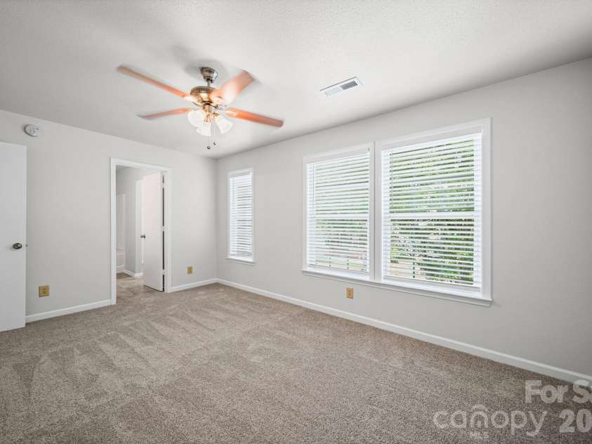 1602 Matthew Allen Circle, Kannapolis, NC 28081.  MLS# CAR4411089, YatesRealty ID 41795. 