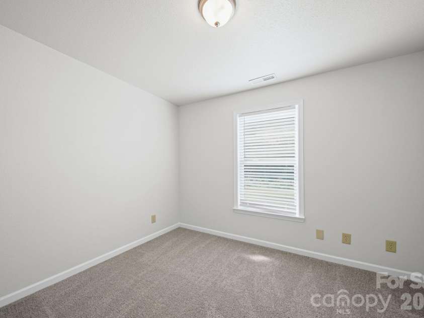 1602 Matthew Allen Circle, Kannapolis, NC 28081.  MLS# CAR4411089, YatesRealty ID 41795. 