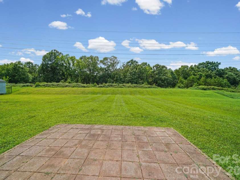 1602 Matthew Allen Circle, Kannapolis, NC 28081.  MLS# CAR4411089, YatesRealty ID 41795. 