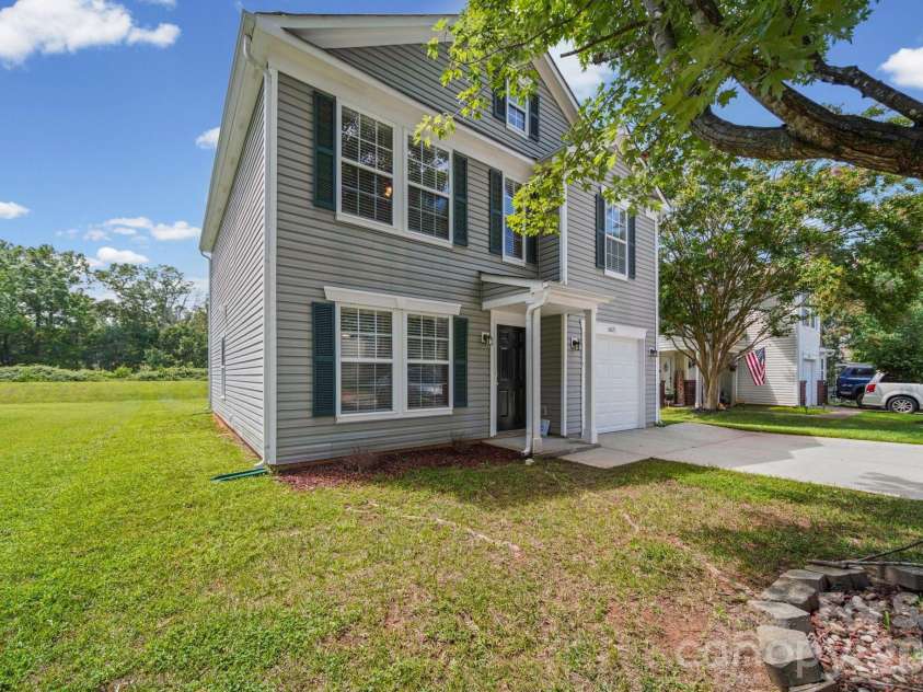 1602 Matthew Allen Circle, Kannapolis, NC 28081.  MLS# CAR4411089, YatesRealty ID 41795. 