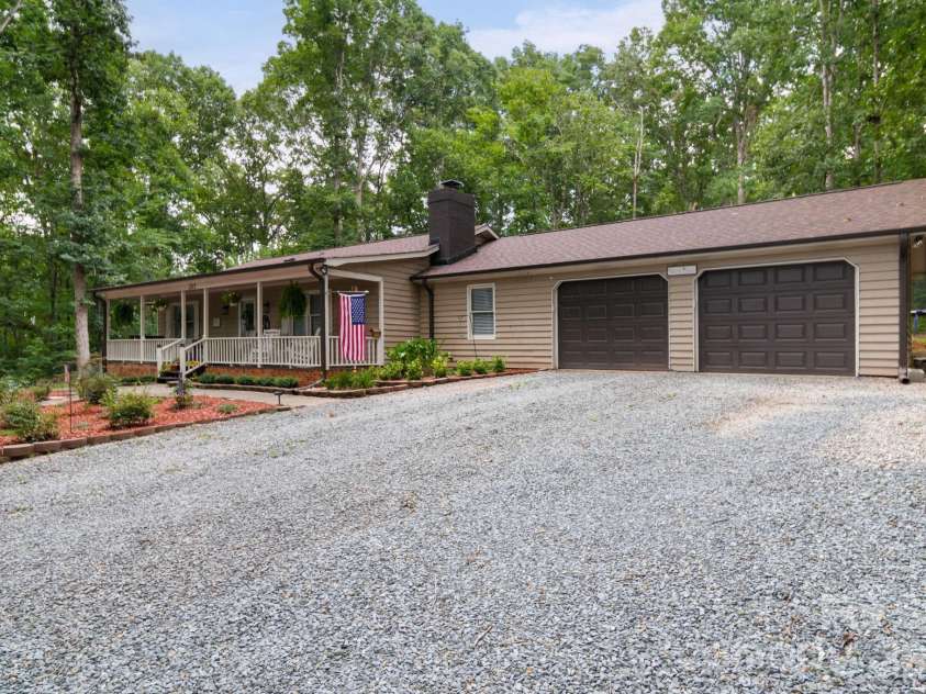 2115 Acorn Lane, Monroe, NC 28112.  MLS# CAR4410769, YatesRealty ID 41798. 