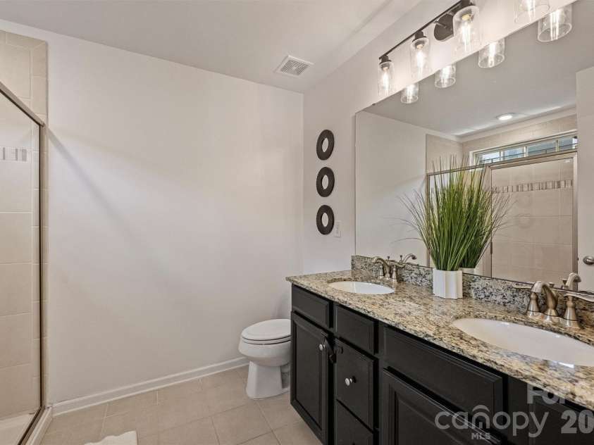 1317 Queen Lyon Court, Charlotte, NC 28205.  MLS# CAR4411356, YatesRealty ID 41799. 