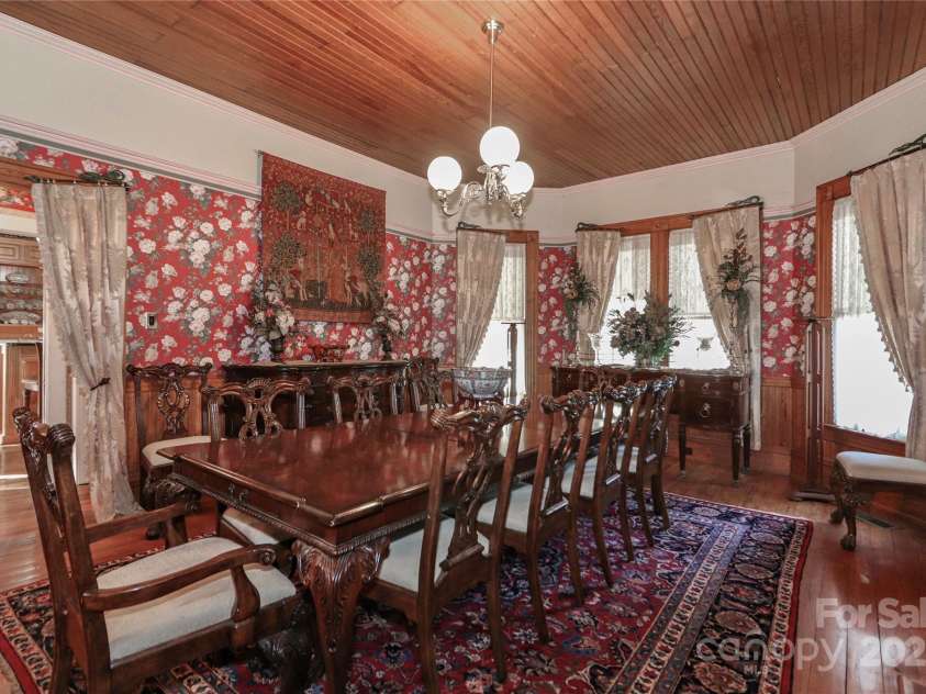 235 Walnut Street, Statesville, NC 28677.  MLS# CAR4134450, YatesRealty ID 418. Formal Dining Room