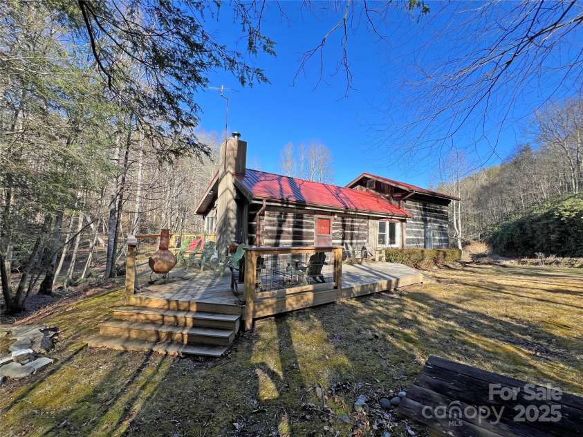 3076 Anderson Cove Road, Marshall, NC 28753.  MLS# CAR4212161, YatesRealty ID 418. 