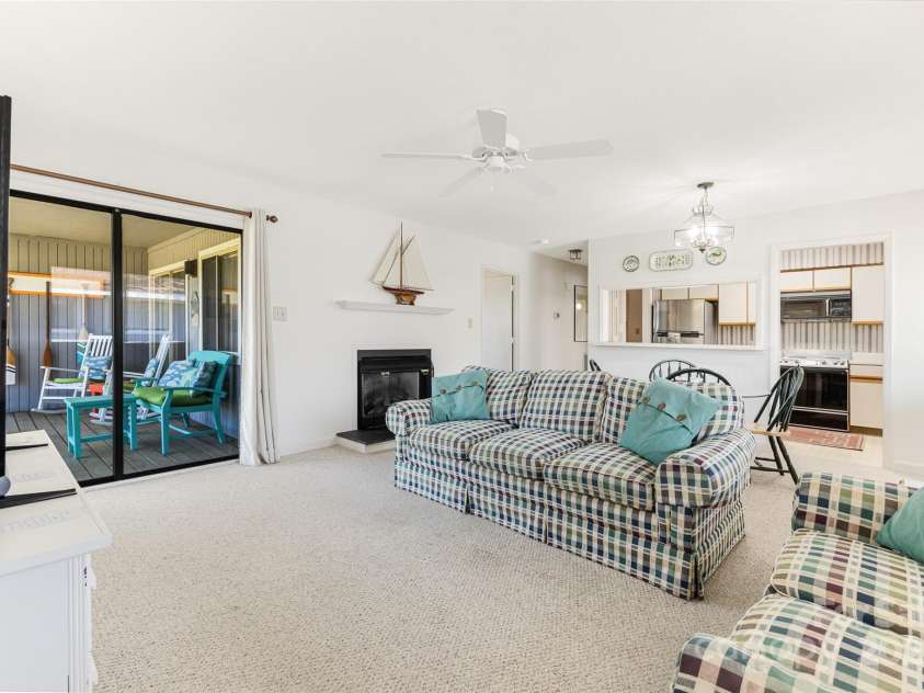 38 Bunker Court, Caswell Beach, NC 28465.  MLS# CAR4243114, YatesRealty ID 4180. 