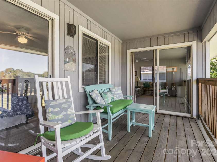 38 Bunker Court, Caswell Beach, NC 28465.  MLS# CAR4243114, YatesRealty ID 4180. 