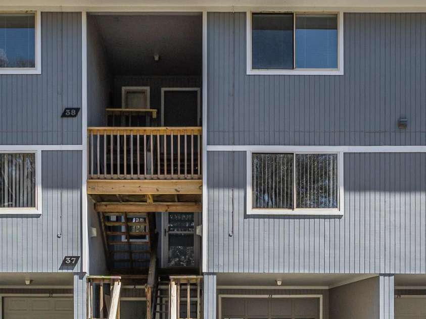 38 Bunker Court, Caswell Beach, NC 28465.  MLS# CAR4243114, YatesRealty ID 4180. 