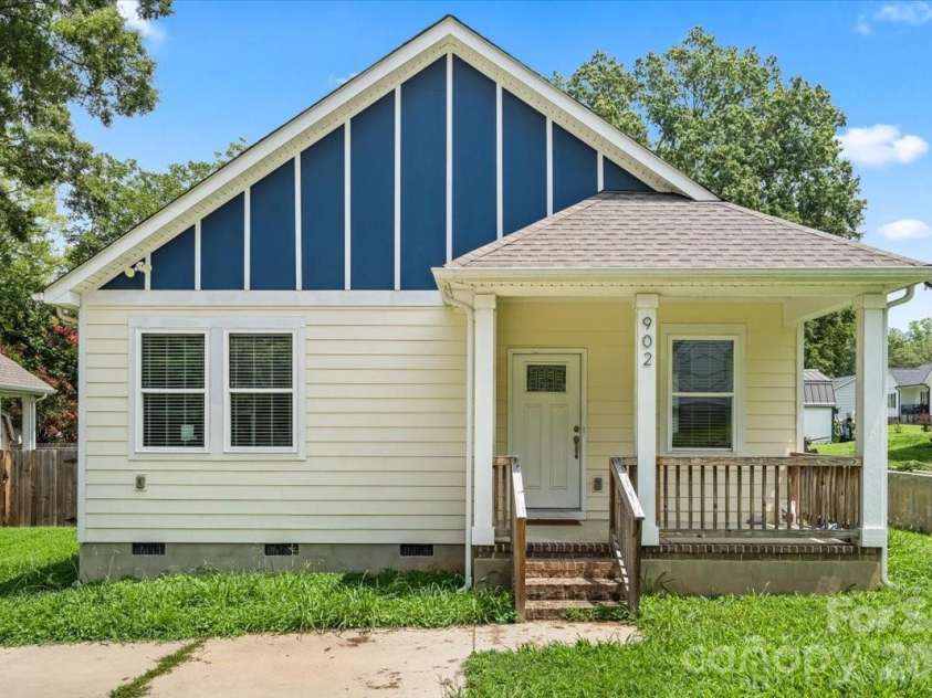 902 4th Street, Spencer, NC 28159.  MLS# CAR4412086, YatesRealty ID 41803. 
