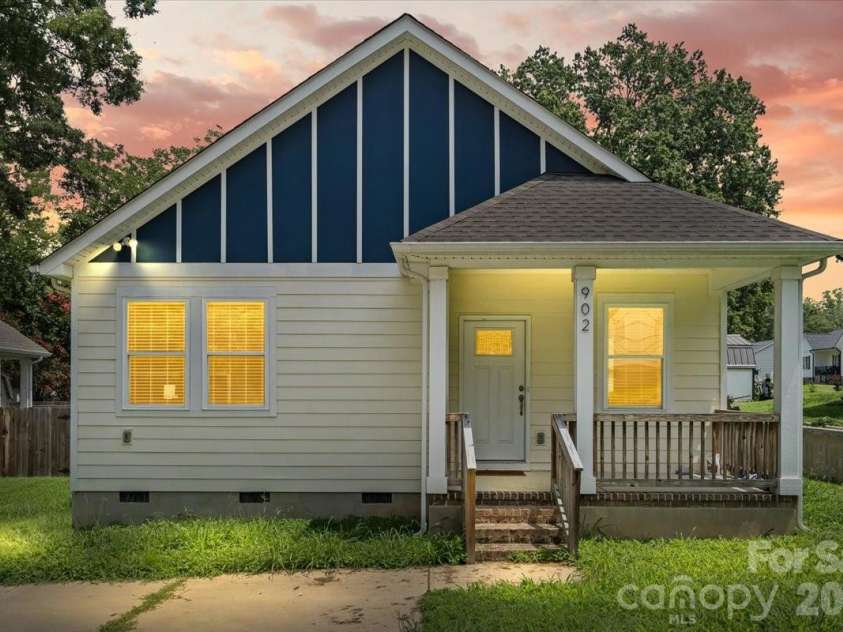902 4th Street, Spencer, NC 28159.  MLS# CAR4412086, YatesRealty ID 41803. 