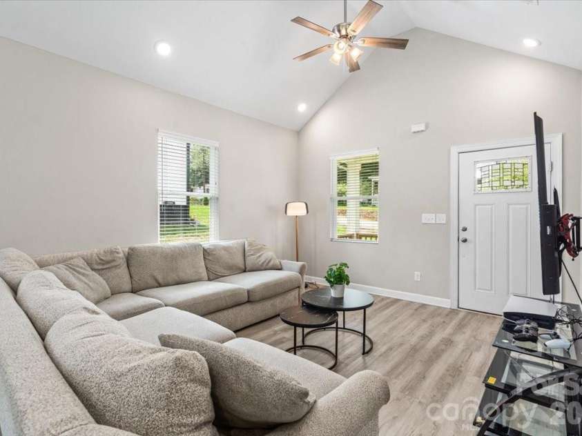 902 4th Street, Spencer, NC 28159.  MLS# CAR4412086, YatesRealty ID 41803. 