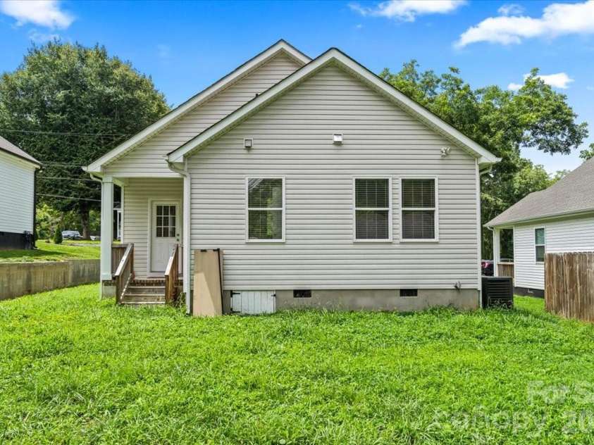 902 4th Street, Spencer, NC 28159.  MLS# CAR4412086, YatesRealty ID 41803. 