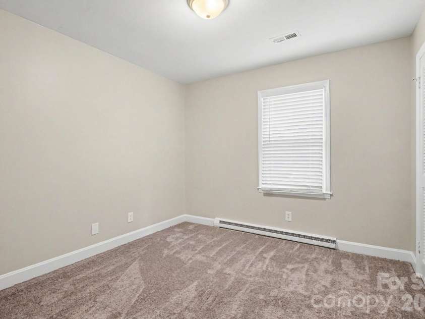 6209 Springfield Drive, Charlotte, NC 28212.  MLS# CAR4411035, YatesRealty ID 41807. 