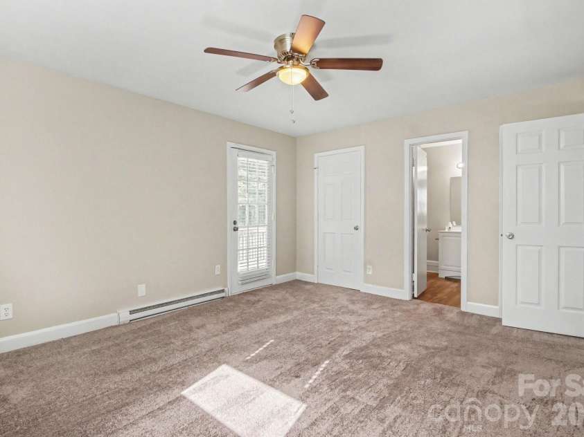 6209 Springfield Drive, Charlotte, NC 28212.  MLS# CAR4411035, YatesRealty ID 41807. 