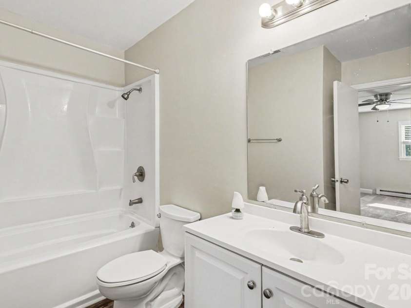 6209 Springfield Drive, Charlotte, NC 28212.  MLS# CAR4411035, YatesRealty ID 41807. 
