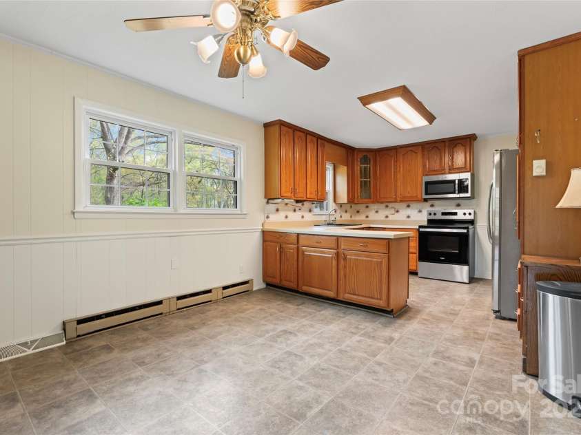 3987 Taxahaw Road, Lancaster, SC 29720.  MLS# CAR4240960, YatesRealty ID 4181. 