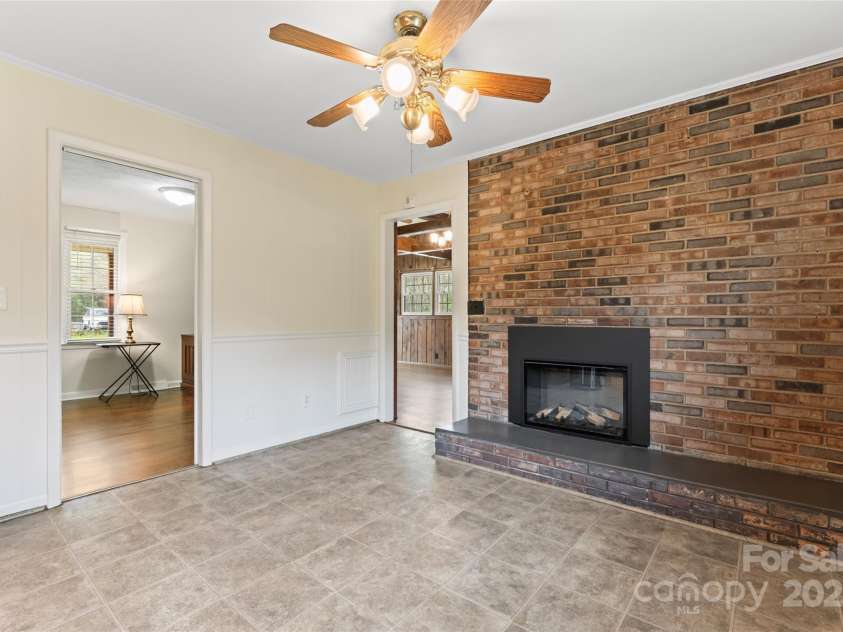 3987 Taxahaw Road, Lancaster, SC 29720.  MLS# CAR4240960, YatesRealty ID 4181. 