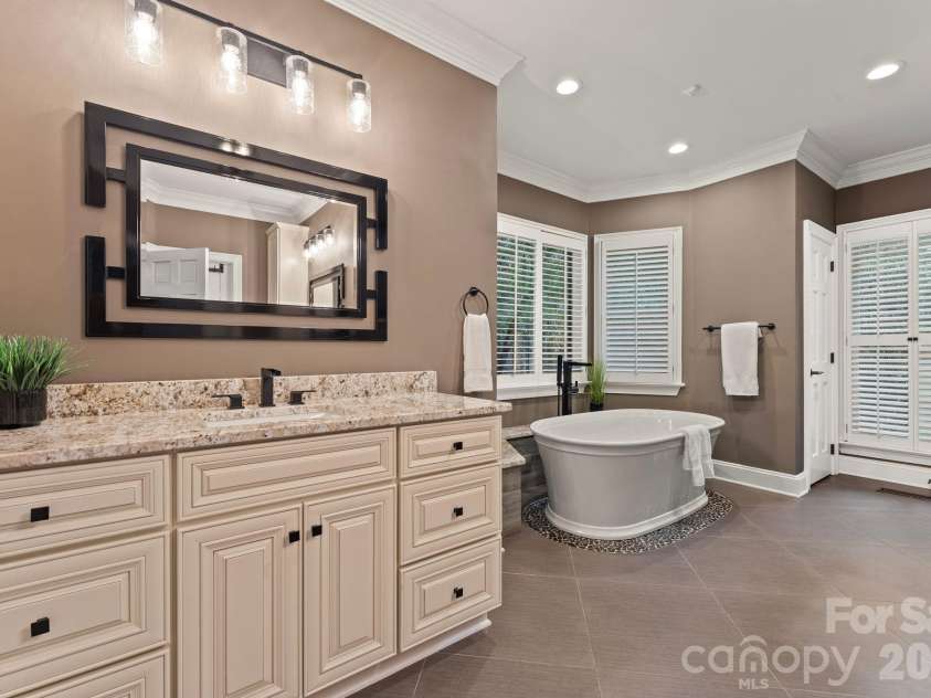5019 Titanic Road, Rock Hill, SC 29732.  MLS# CAR4404503, YatesRealty ID 41810. 