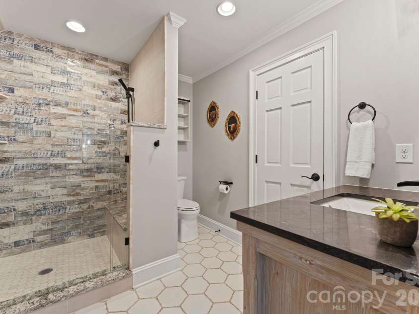 5019 Titanic Road, Rock Hill, SC 29732.  MLS# CAR4404503, YatesRealty ID 41810. 