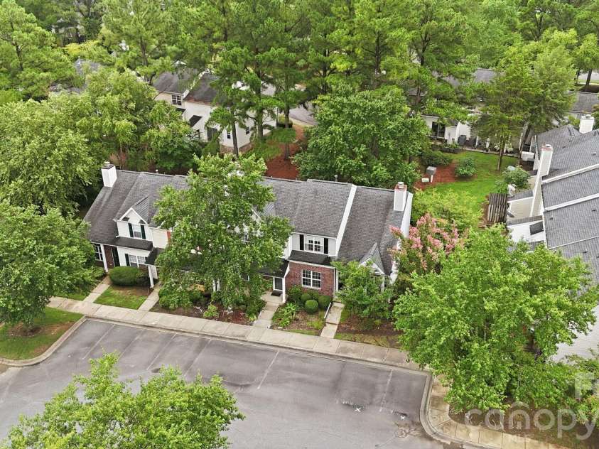 636 Emerald Cove Drive, Charlotte, NC 28262.  MLS# CAR4412162, YatesRealty ID 41812. 