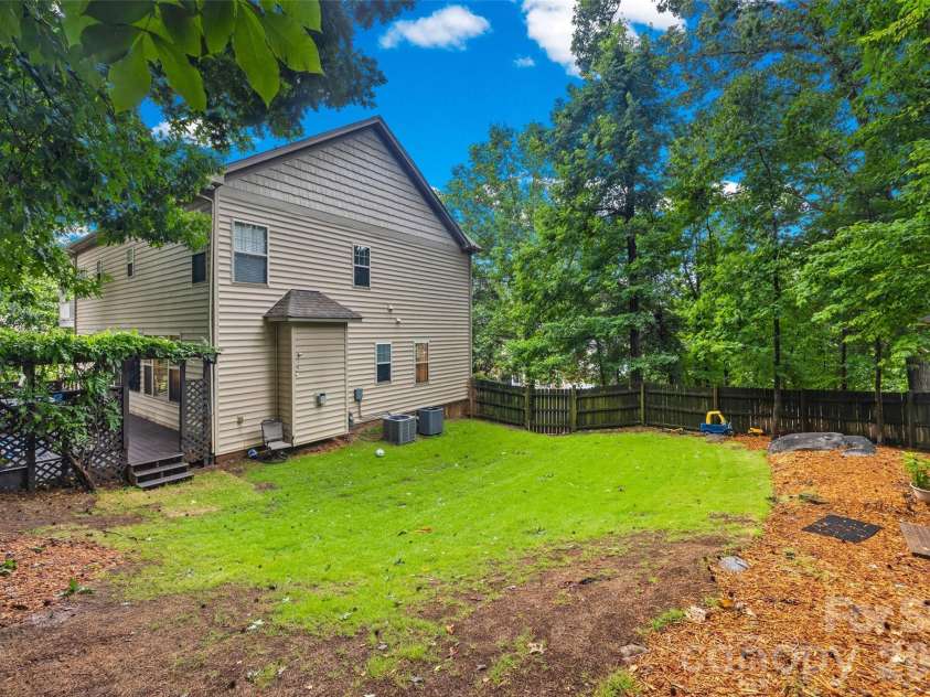 3301 Carlisle Court, Fort Mill, SC 29715.  MLS# CAR4406056, YatesRealty ID 41814. 