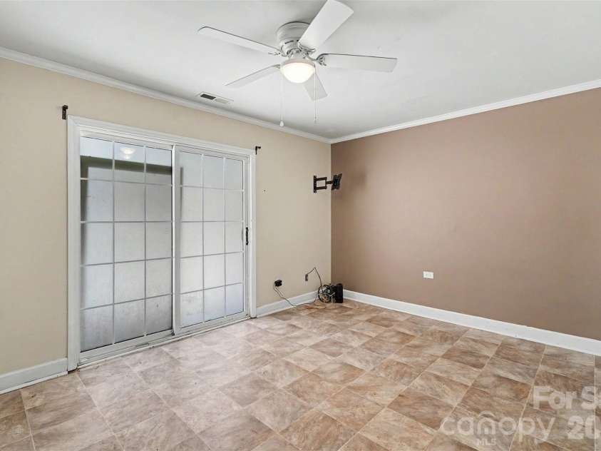 502 Cedarwood Drive, Monroe, NC 28112.  MLS# CAR4405782, YatesRealty ID 41817. 3rd Bedroom