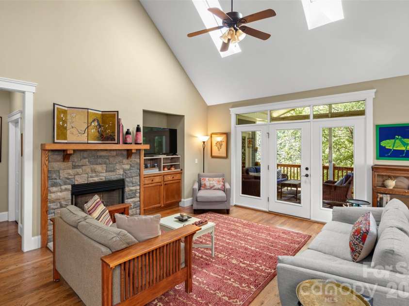 2 Ayr Court, Arden, NC 28704.  MLS# CAR4405203, YatesRealty ID 41818. 