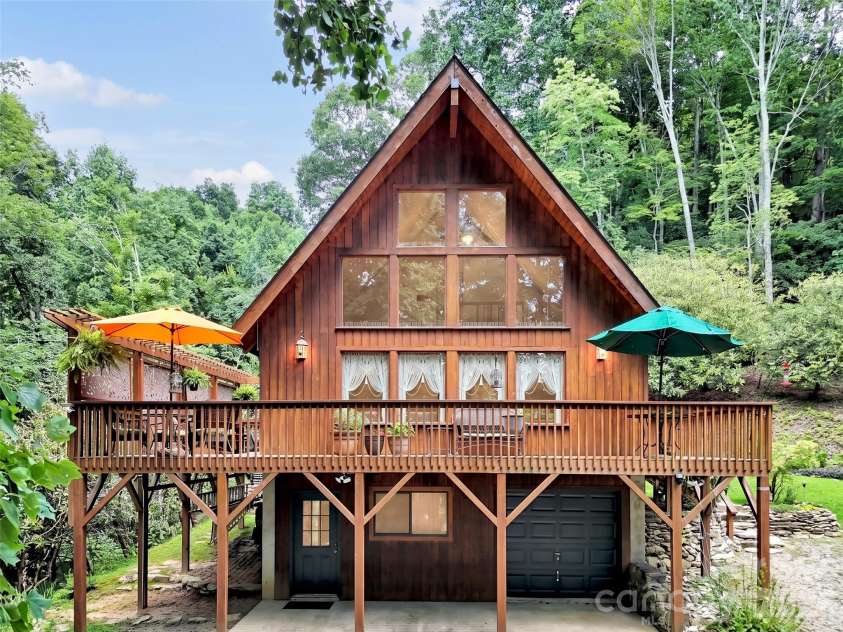 170 Wonderwood Lane, Clyde, NC 28721.  MLS# CAR4412092, YatesRealty ID 41820. 