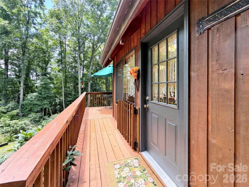 170 Wonderwood Lane, Clyde, NC 28721.  MLS# CAR4412092, YatesRealty ID 41820. 