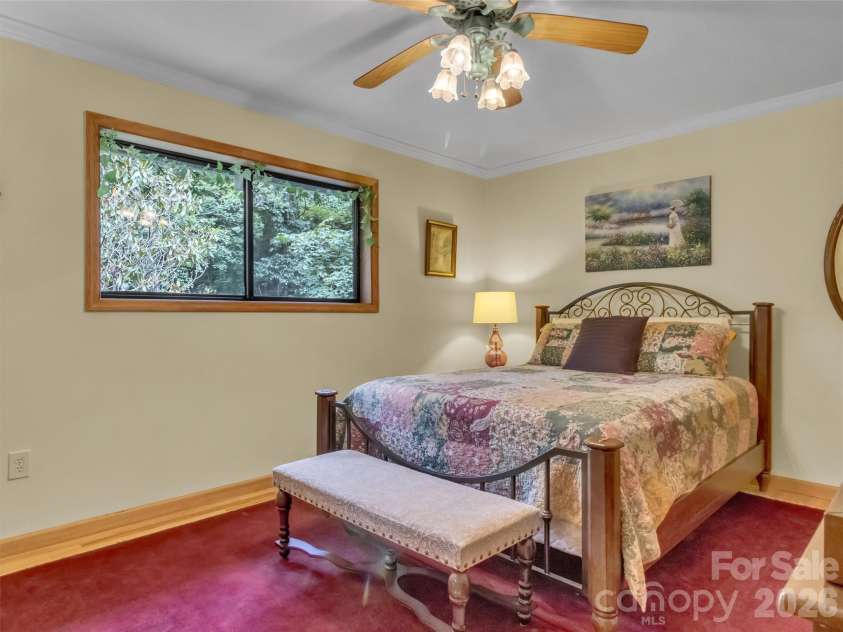 170 Wonderwood Lane, Clyde, NC 28721.  MLS# CAR4412092, YatesRealty ID 41820. 
