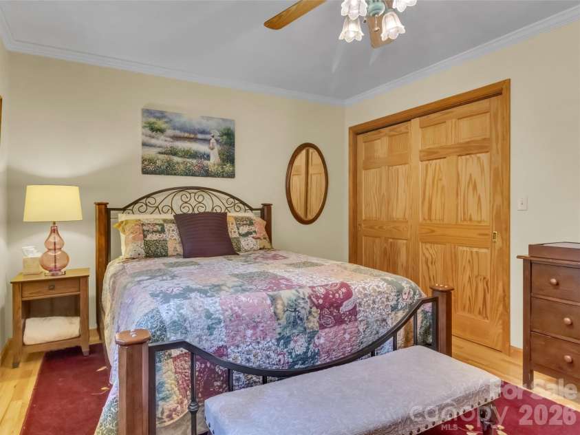 170 Wonderwood Lane, Clyde, NC 28721.  MLS# CAR4412092, YatesRealty ID 41820. 