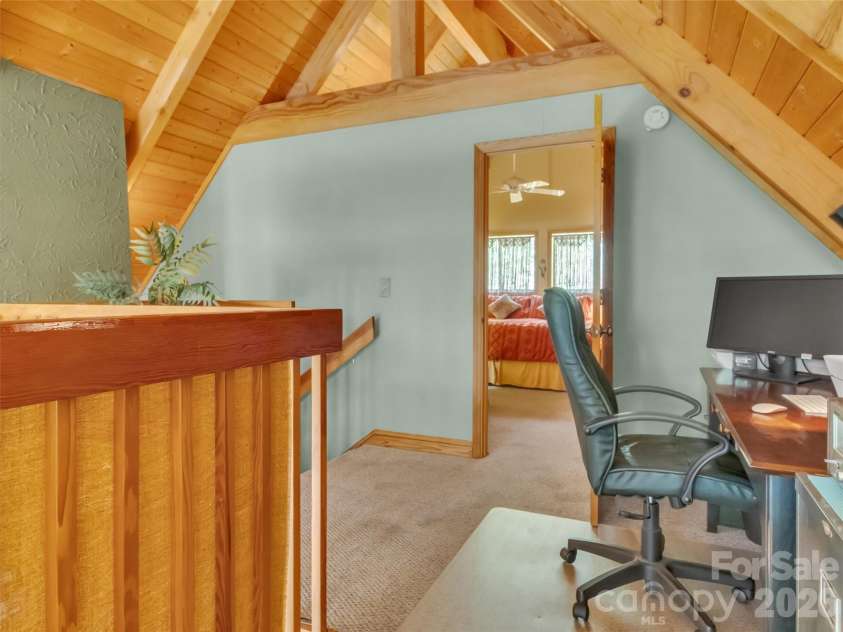 170 Wonderwood Lane, Clyde, NC 28721.  MLS# CAR4412092, YatesRealty ID 41820. 