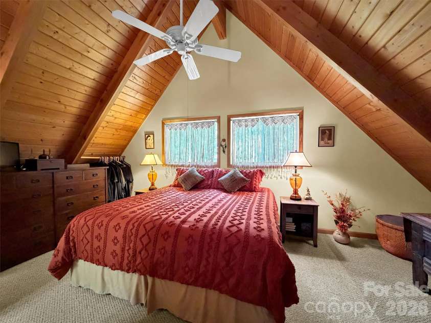 170 Wonderwood Lane, Clyde, NC 28721.  MLS# CAR4412092, YatesRealty ID 41820. 