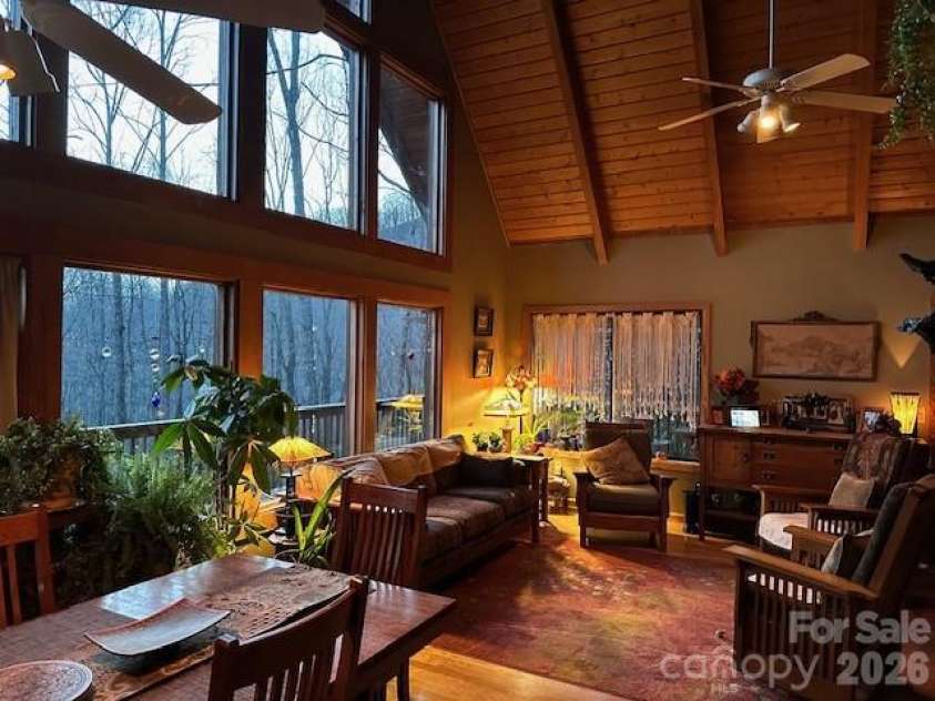170 Wonderwood Lane, Clyde, NC 28721.  MLS# CAR4412092, YatesRealty ID 41820. 